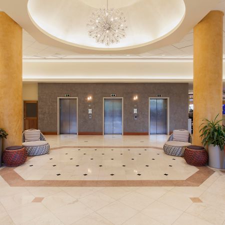 Courtyard By Marriott Isla Verde Beach Resort Сан Хуан Екстериор снимка